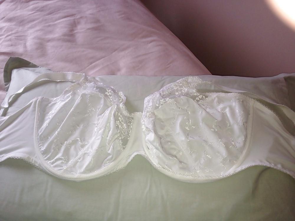24P Used G cup bra