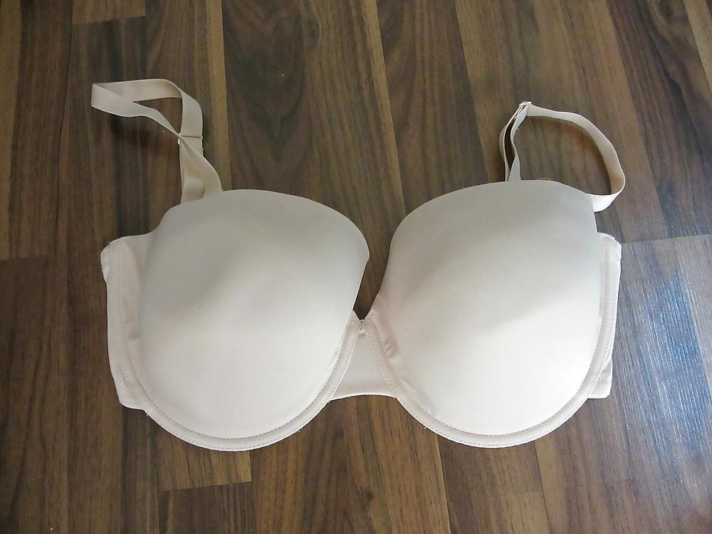 24P Used G cup bra