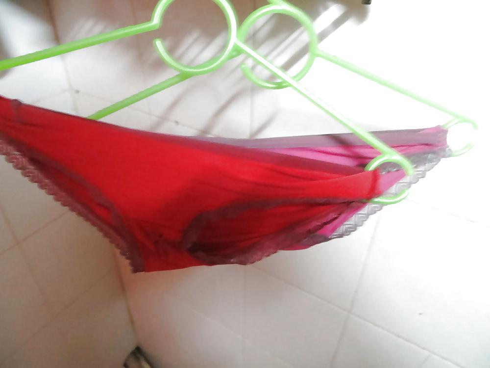 8P My Bhabhi's bra nd panties (sister in law)