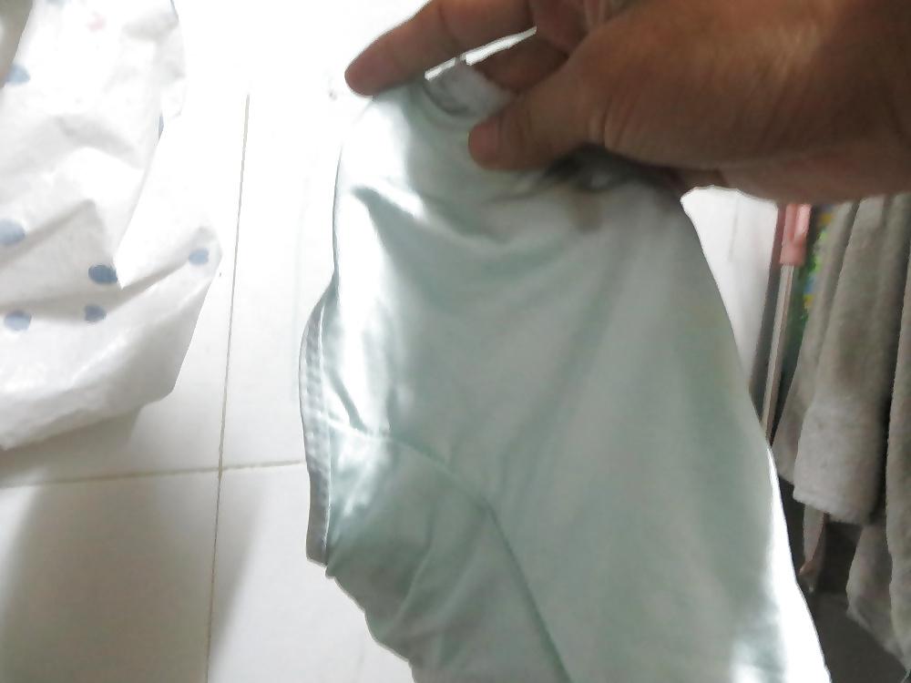 8P My Bhabhi's bra nd panties (sister in law)
