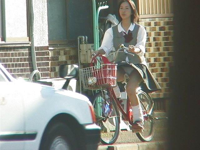 20P Japanese Girl Upskirts 11