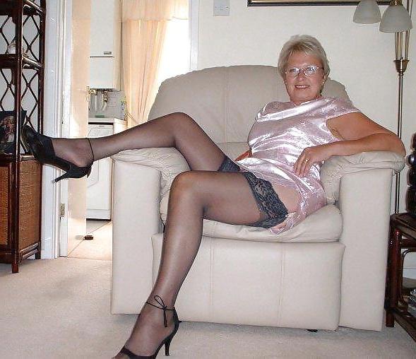 18P My neighbour only pops round 2 tease