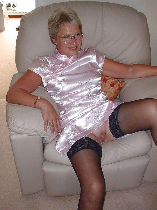 18P My neighbour only pops round 2 tease