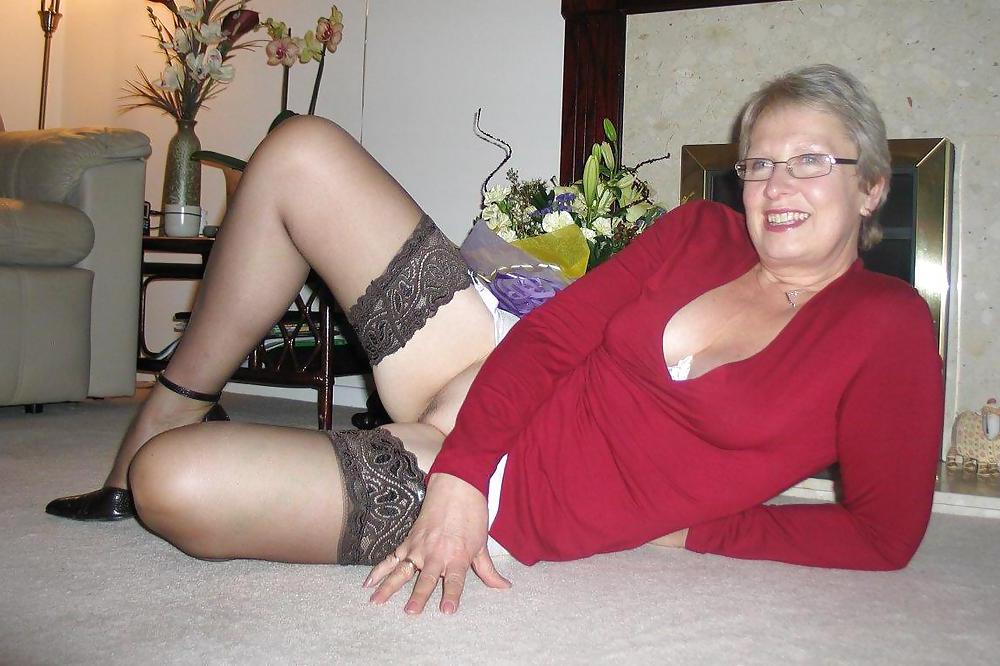 18P My neighbour only pops round 2 tease
