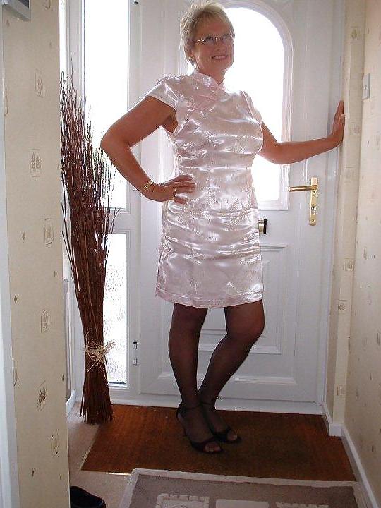 18P My neighbour only pops round 2 tease