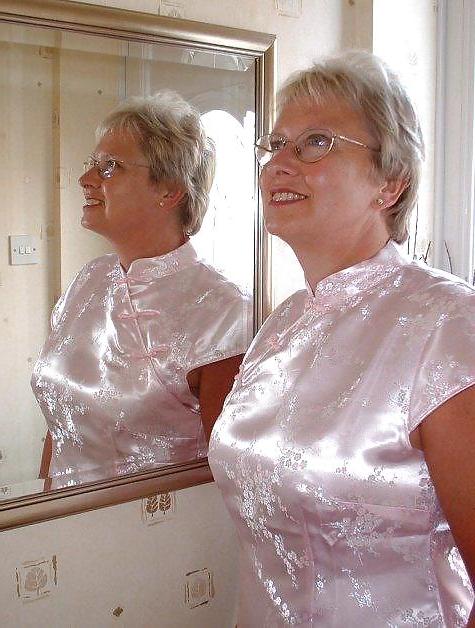 18P My neighbour only pops round 2 tease