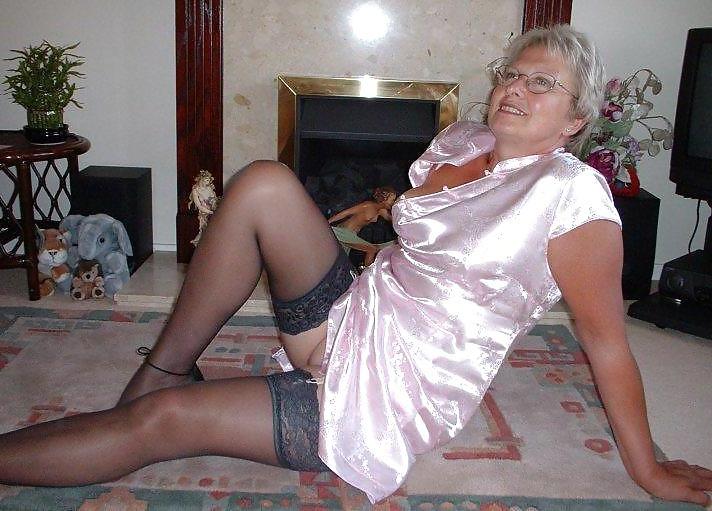 18P My neighbour only pops round 2 tease