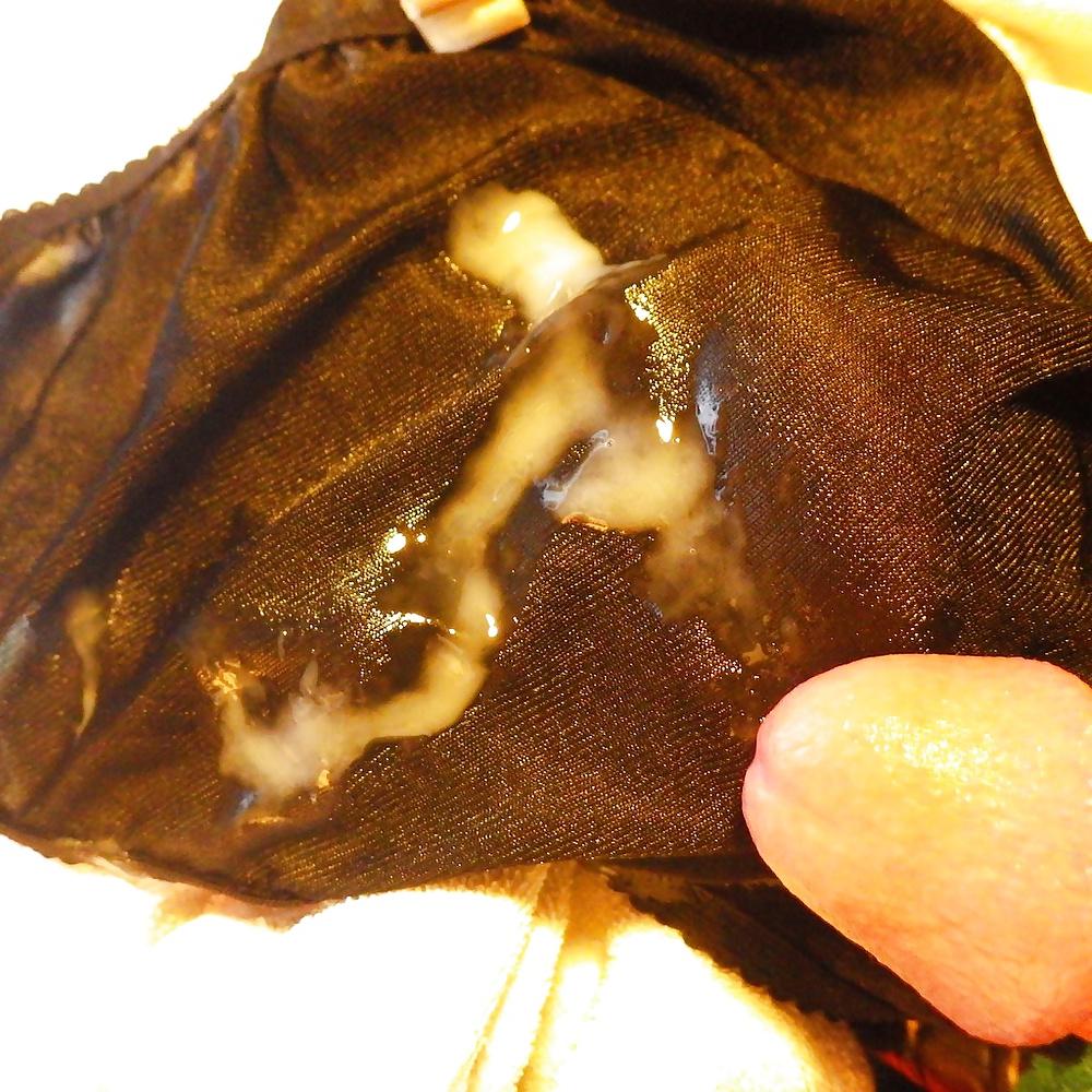 22P Sperma auf Höschen