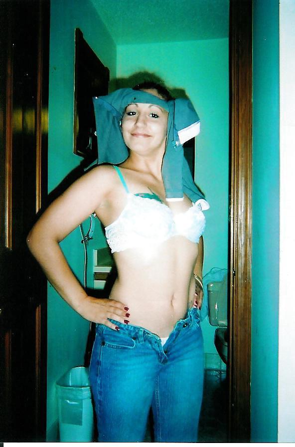 20P Bra Babes 148