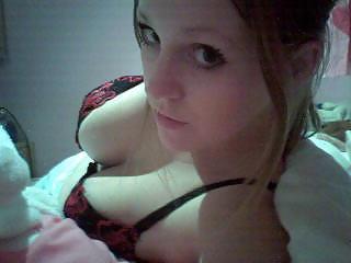 20P Bra Babes 148