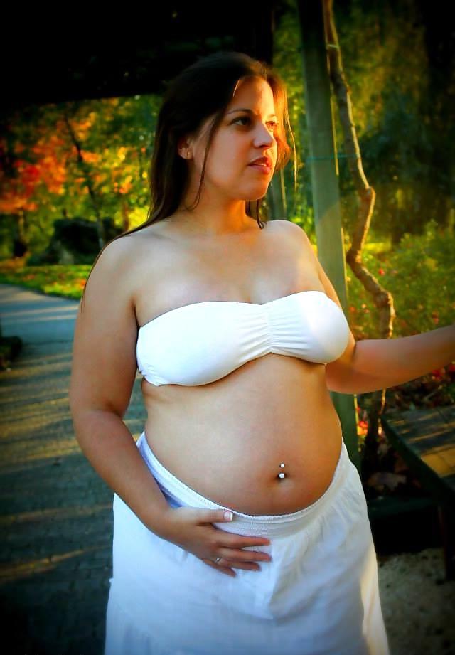 25P Emmeline enceinte-pregnant 