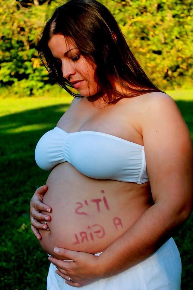 25P Emmeline enceinte-pregnant 