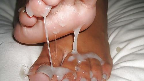 11P Cum on Feet