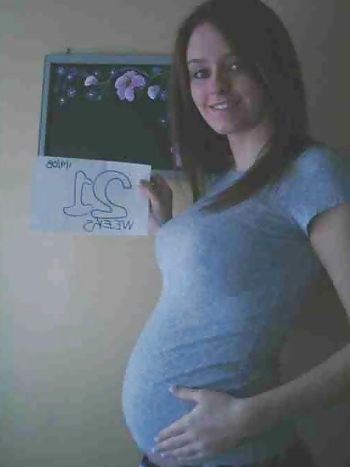 25P Enceinte - Pregnant 20