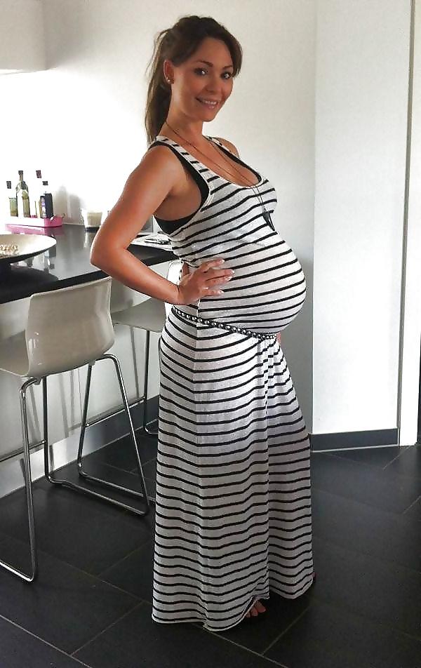 25P Enceinte - Pregnant 20