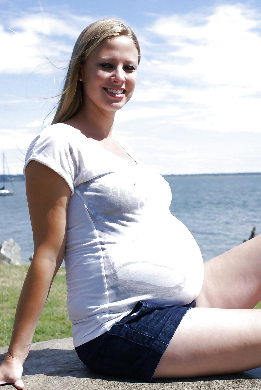 25P Enceinte - Pregnant 20