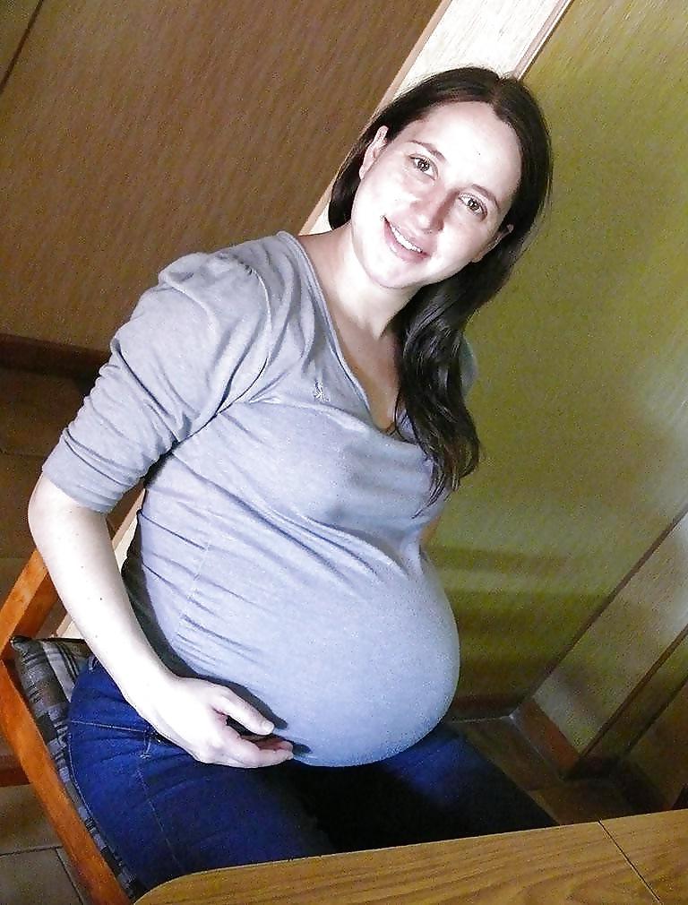 25P Enceinte - Pregnant 20