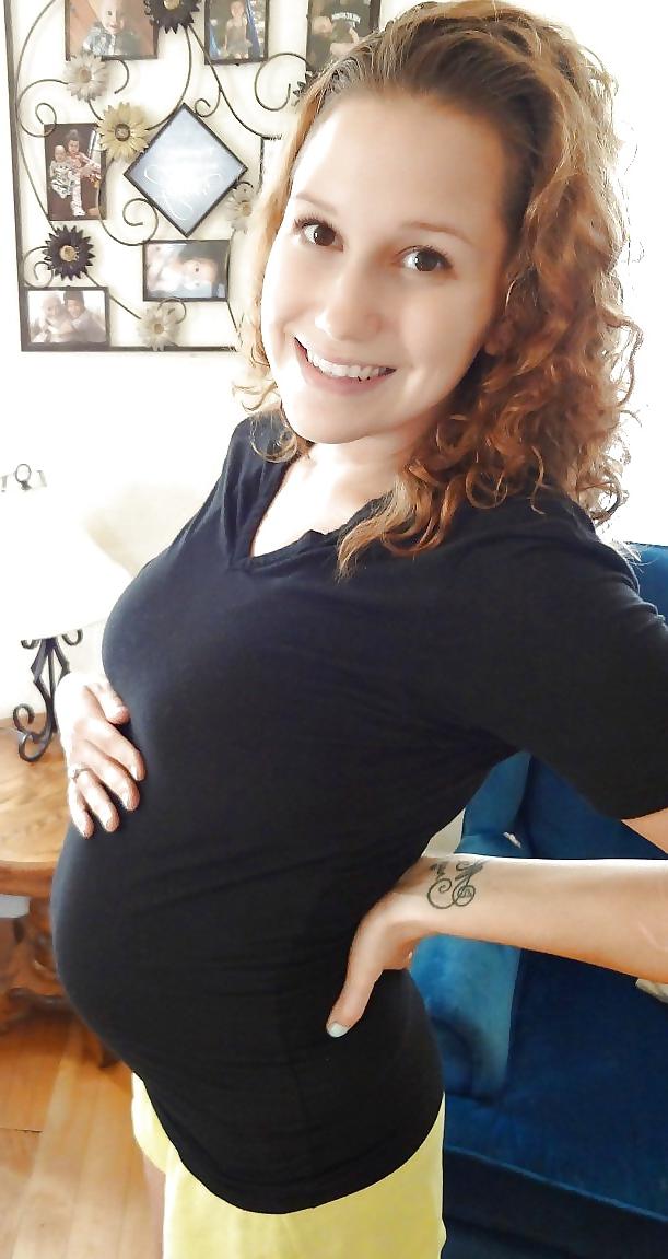 25P Enceinte - Pregnant 20