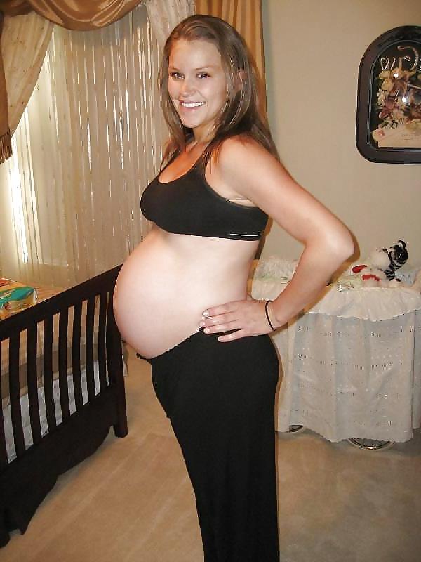 25P Enceinte - Pregnant 22