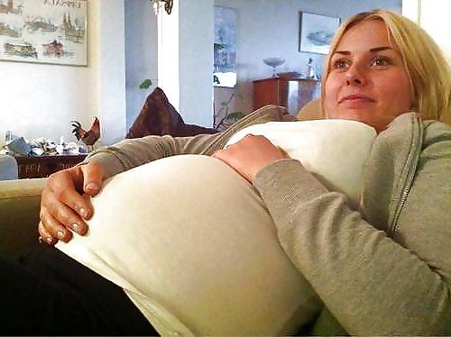 25P Enceinte - Pregnant 24
