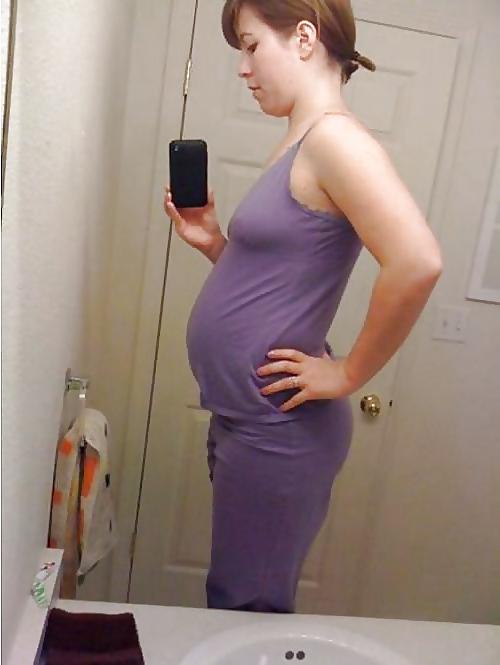 25P Enceinte - Pregnant 24