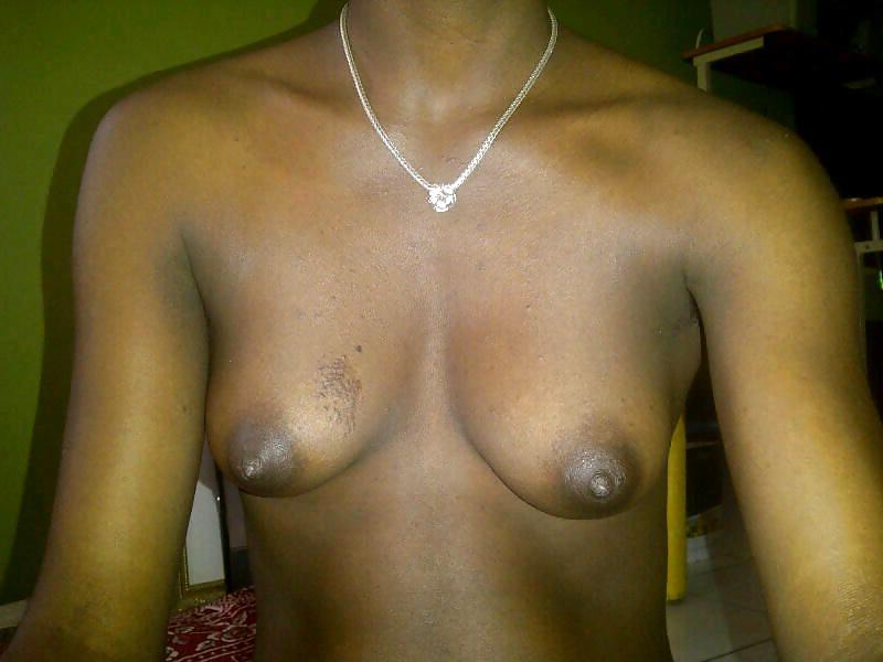25P Private pictures found on photobucket #10