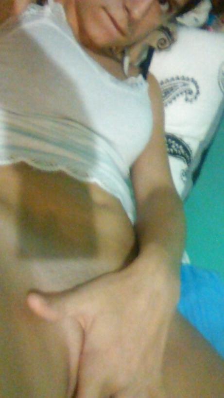 25P Private pictures found on photobucket #10
