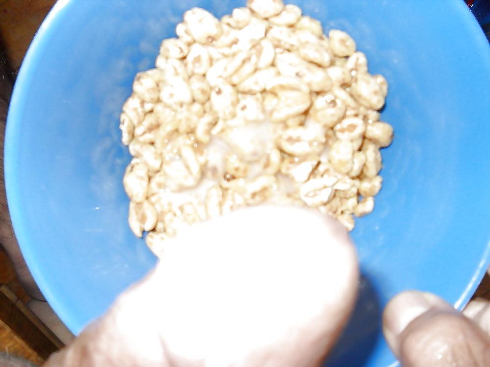 17P Secretly cum on the eat  