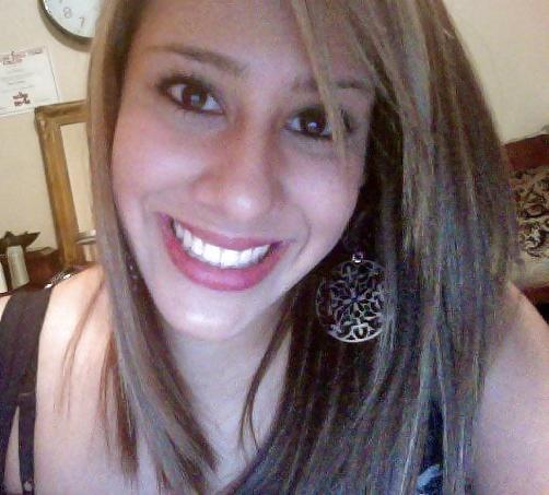 25P Slutty friends to cum on