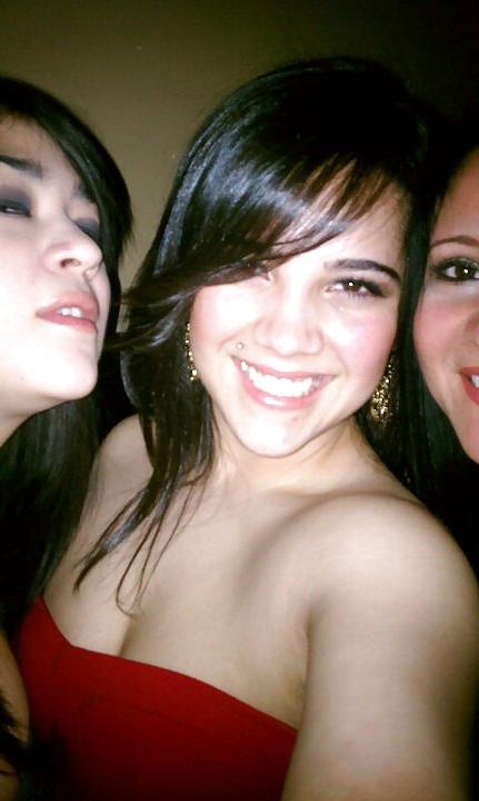 25P Slutty friends to cum on