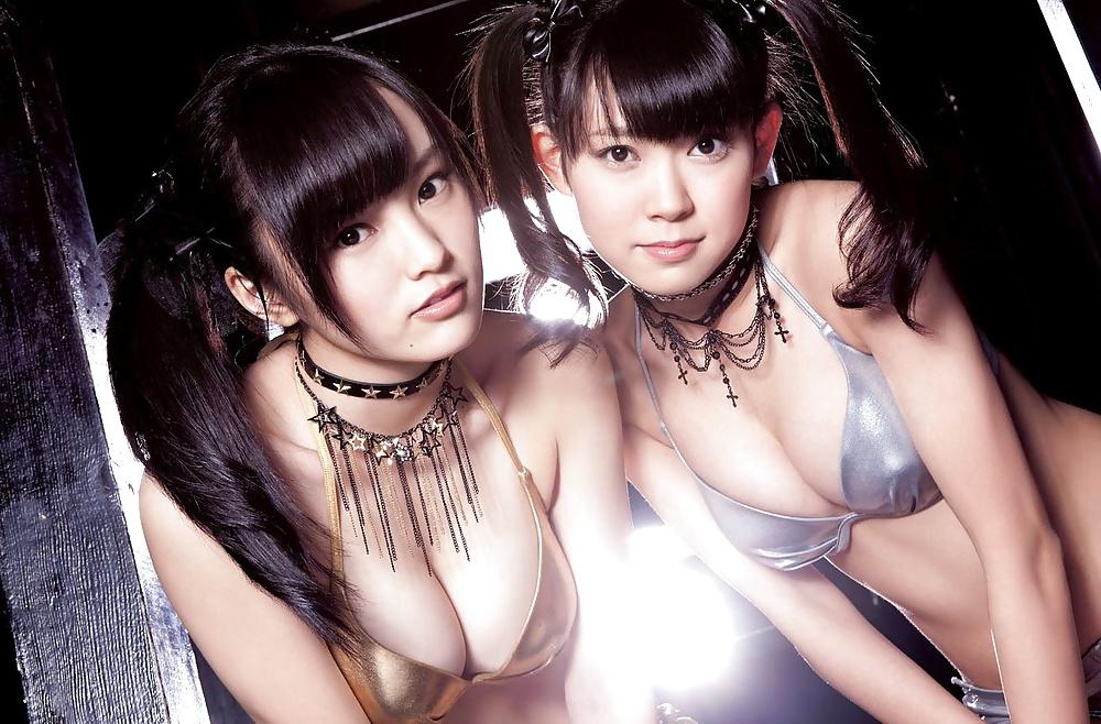 25P Japanese Lesbians