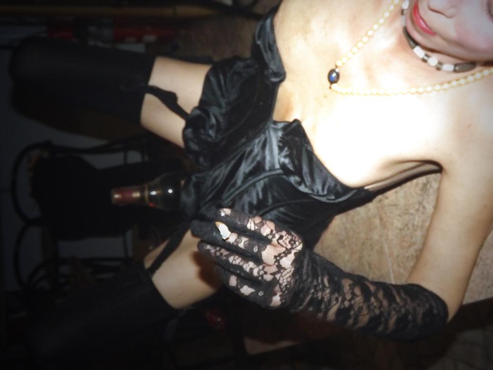 18P My Owner in the bar 2