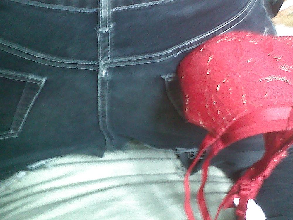 23P Fun with bra 36D and tight jeans