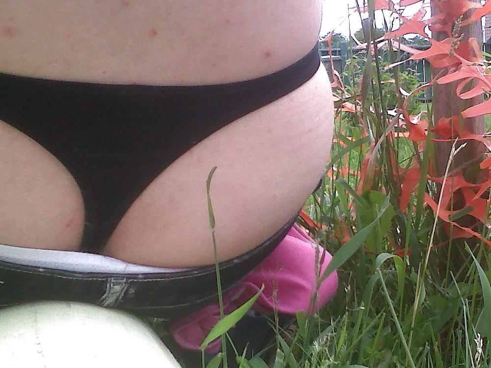 23P Fun with bra 36D and tight jeans