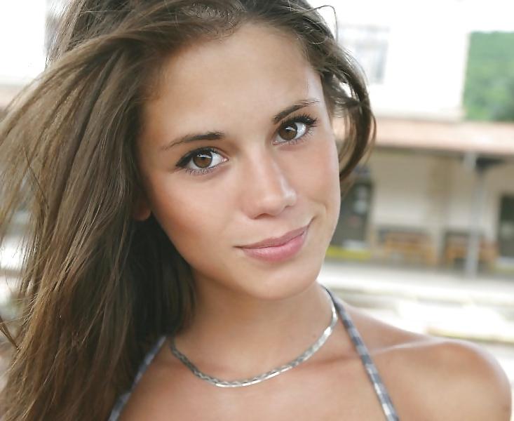 25P Teen faces 3