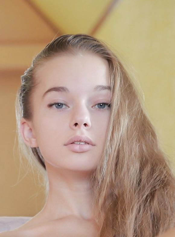 25P Teen faces 3