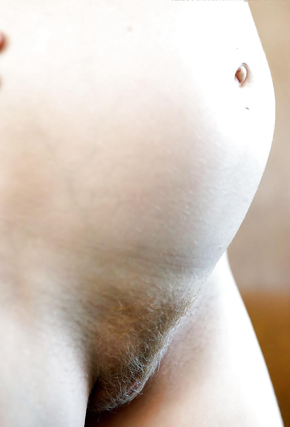 25P Enceinte nue - Nude pregnant 4