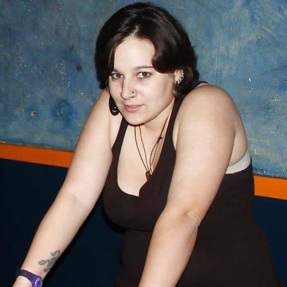 25P GILF (IV)