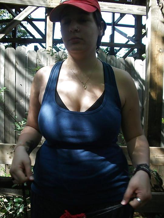 25P GILF (IV)