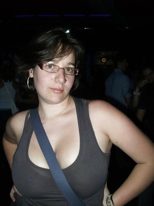 25P GILF (IV)