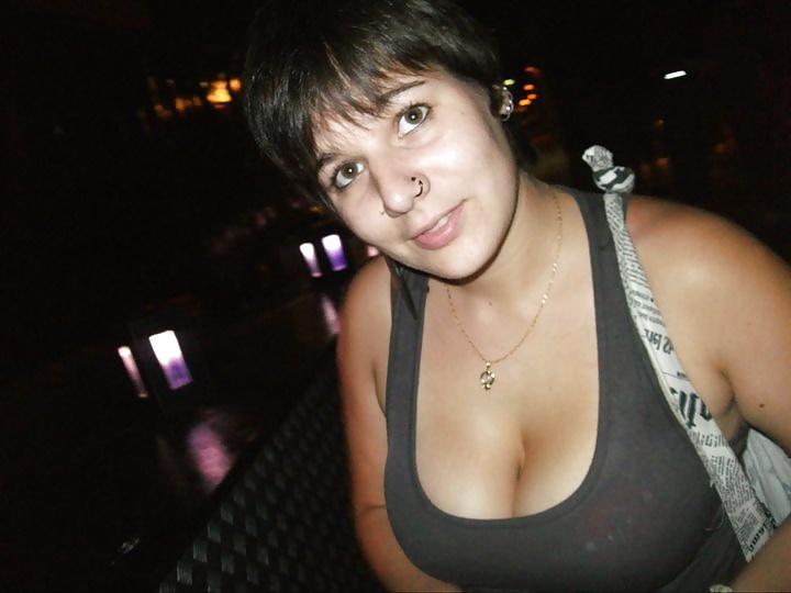 25P GILF (IV)