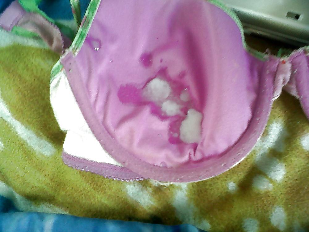 10P Cum in bra 36 C and D