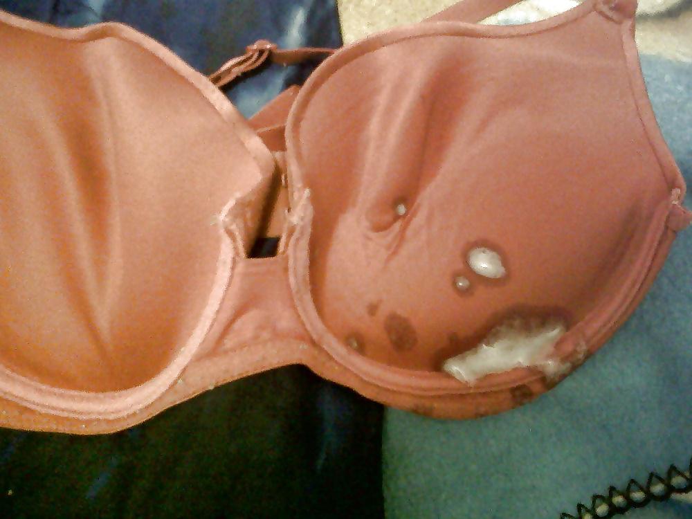 10P Cum in bra 36 C and D