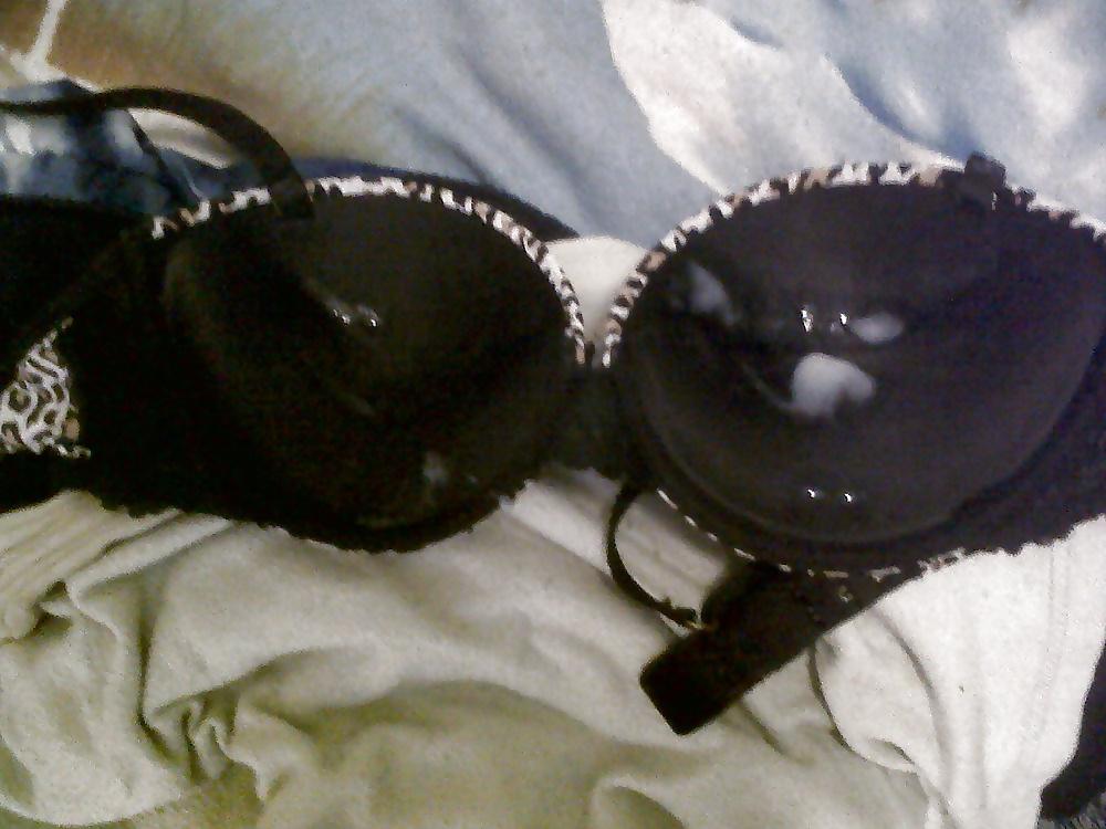 10P Cum in bra 36 C and D