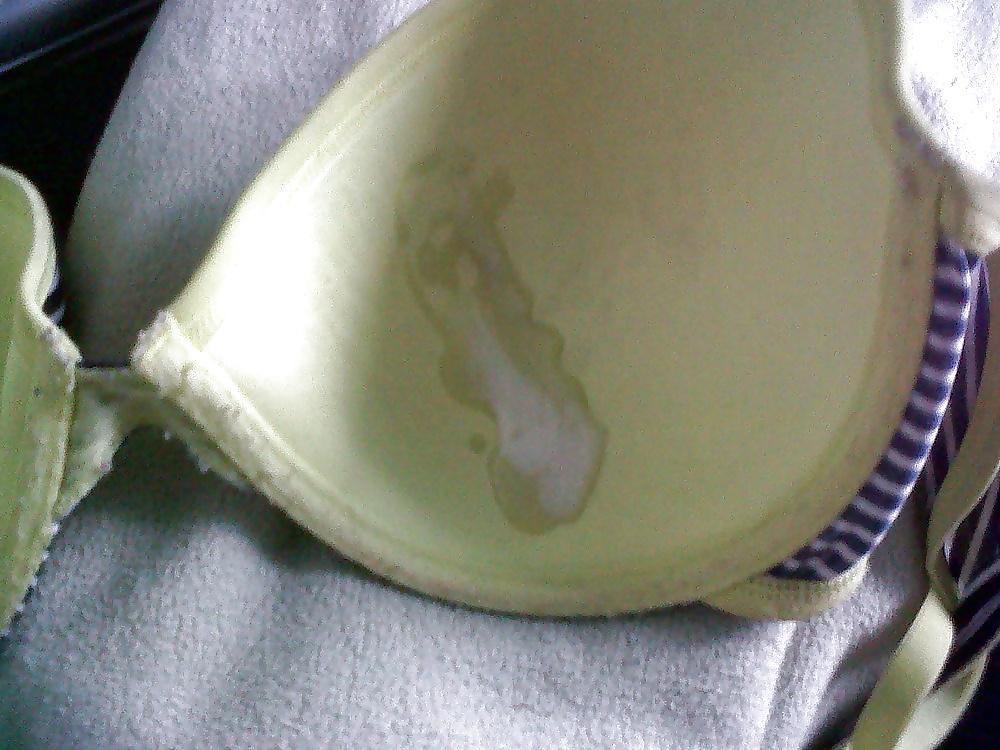 10P Cum in bra 36 C and D