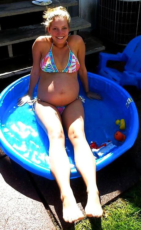 20P Pregnant and bikini 2.