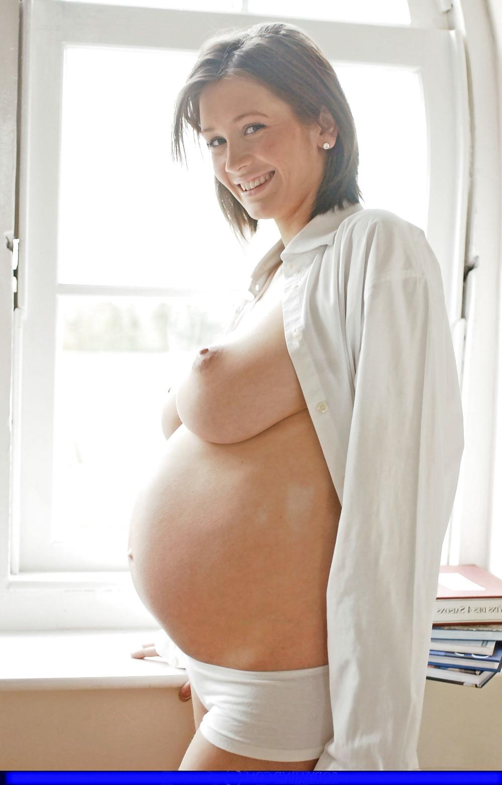 25P Peta pregnant breakfast