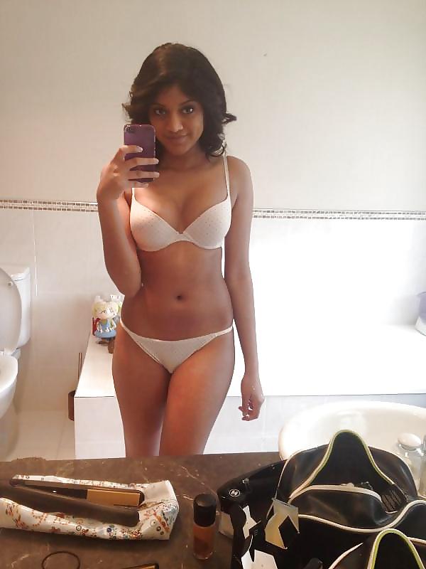 16P Pretty indian babe , comment her 
