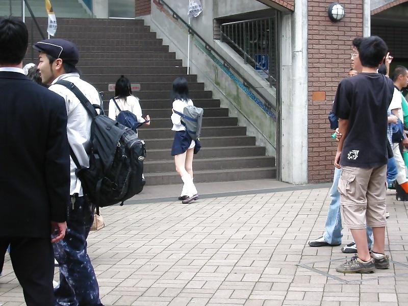 20P Japanese Girl Upskirts 12