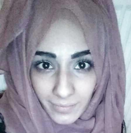18P Hijab slut